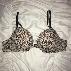 Victoria’s Secret T-Shirt push up bra 36 B